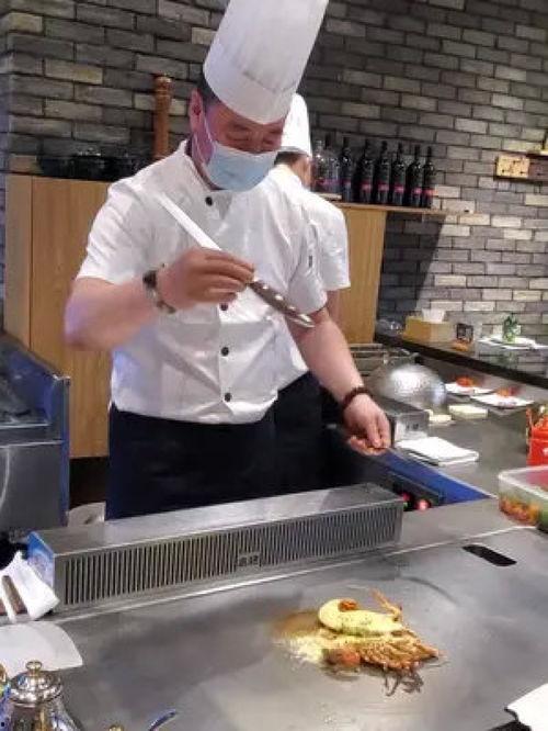 花式铁板烧视频,跟随视频学习花式烹饪技巧